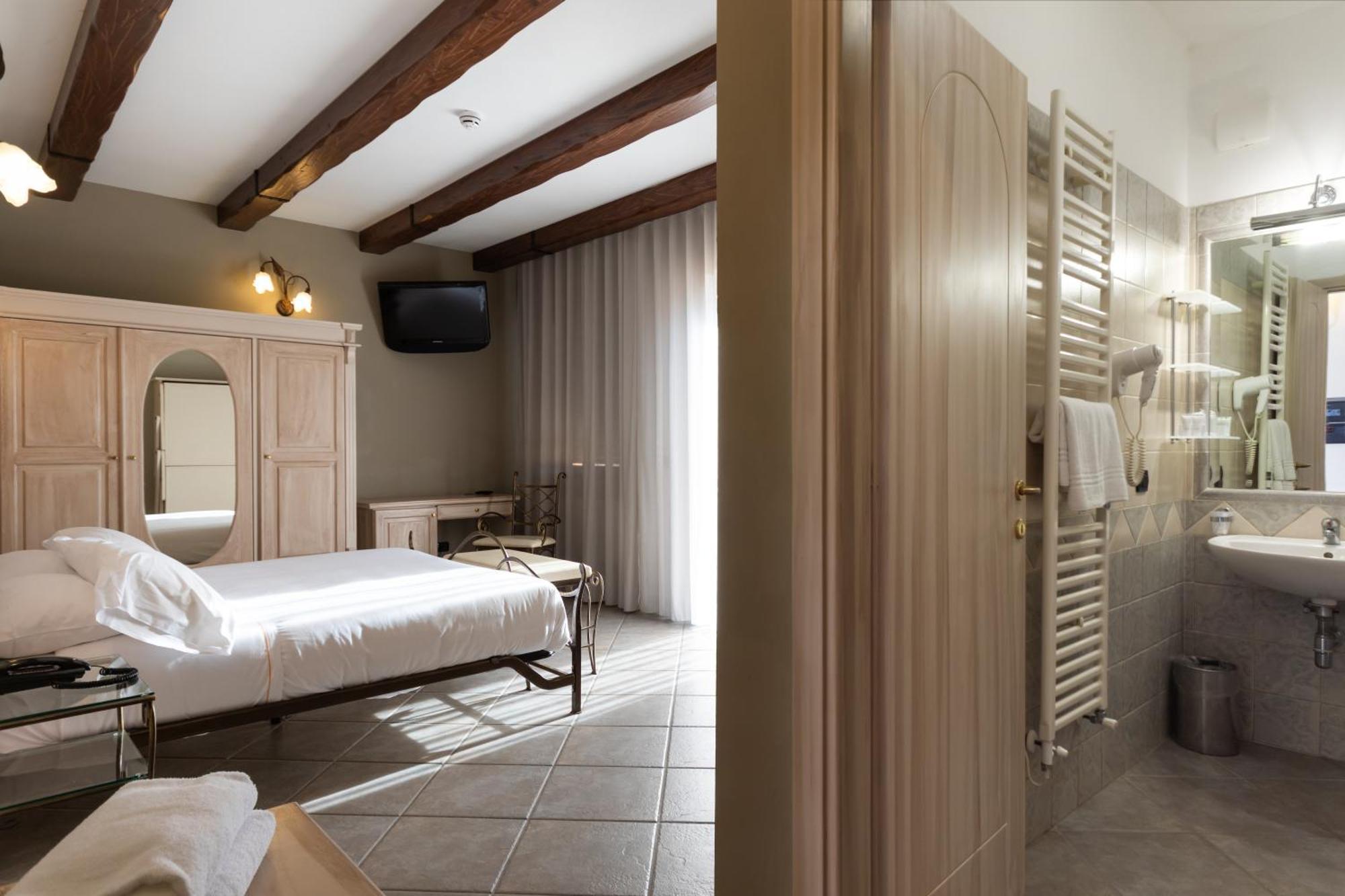 Hotel Don Luis Castel Di Sangro Exterior photo