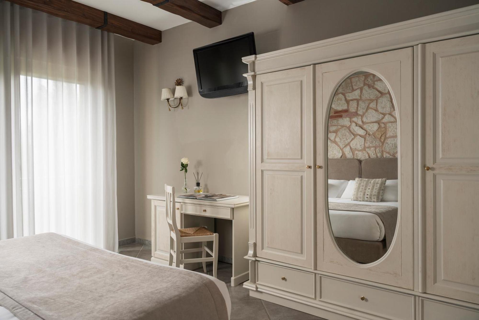 Hotel Don Luis Castel Di Sangro Exterior photo